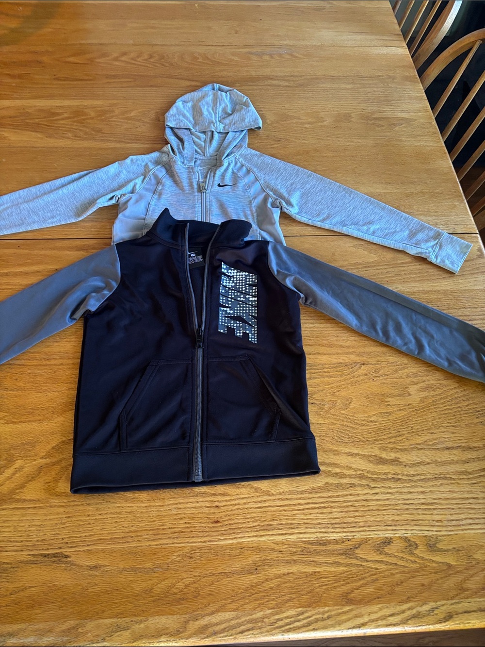 Kids Nike Black zippered sweatshirt and kids Gray Hoodie - Picture 2 of 6